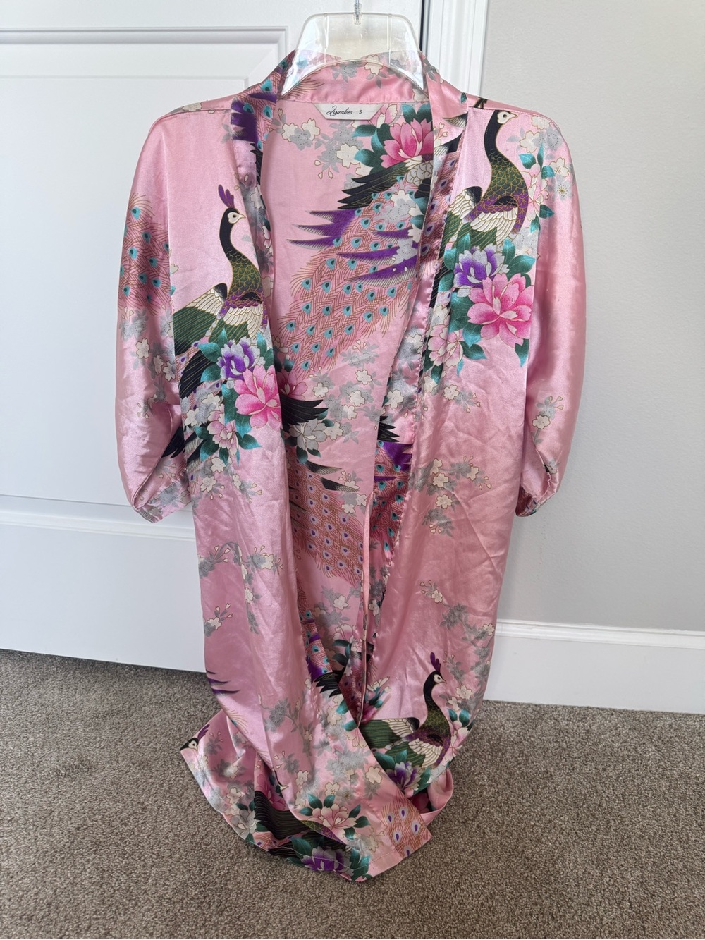 Silky Pink Peacock-Print Kimono Robe